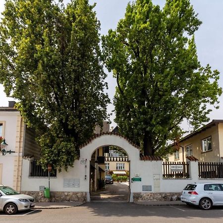 Apartamento Haus Zu Den Zwei Eichen Perchtoldsdorf Exterior foto