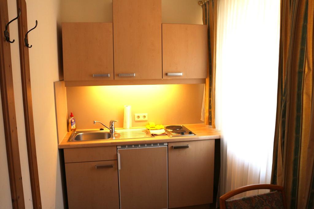 Apartamento Haus Zu Den Zwei Eichen Perchtoldsdorf Exterior foto